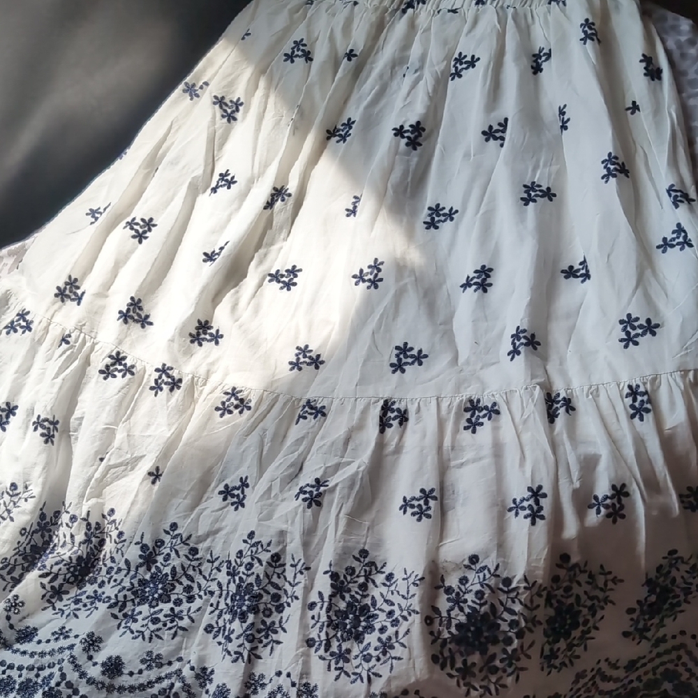 Cider Floral Embroidered Maxi Skirt - White and Navy